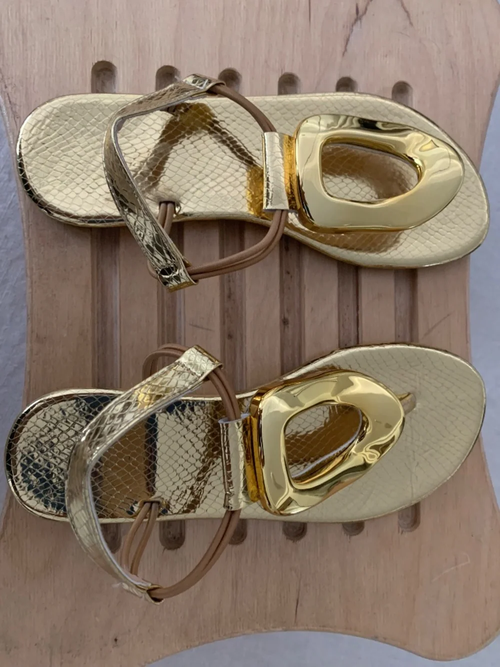 Gold Metallic Slingback Thong Sandals Size 37 Statement Ornament Flats